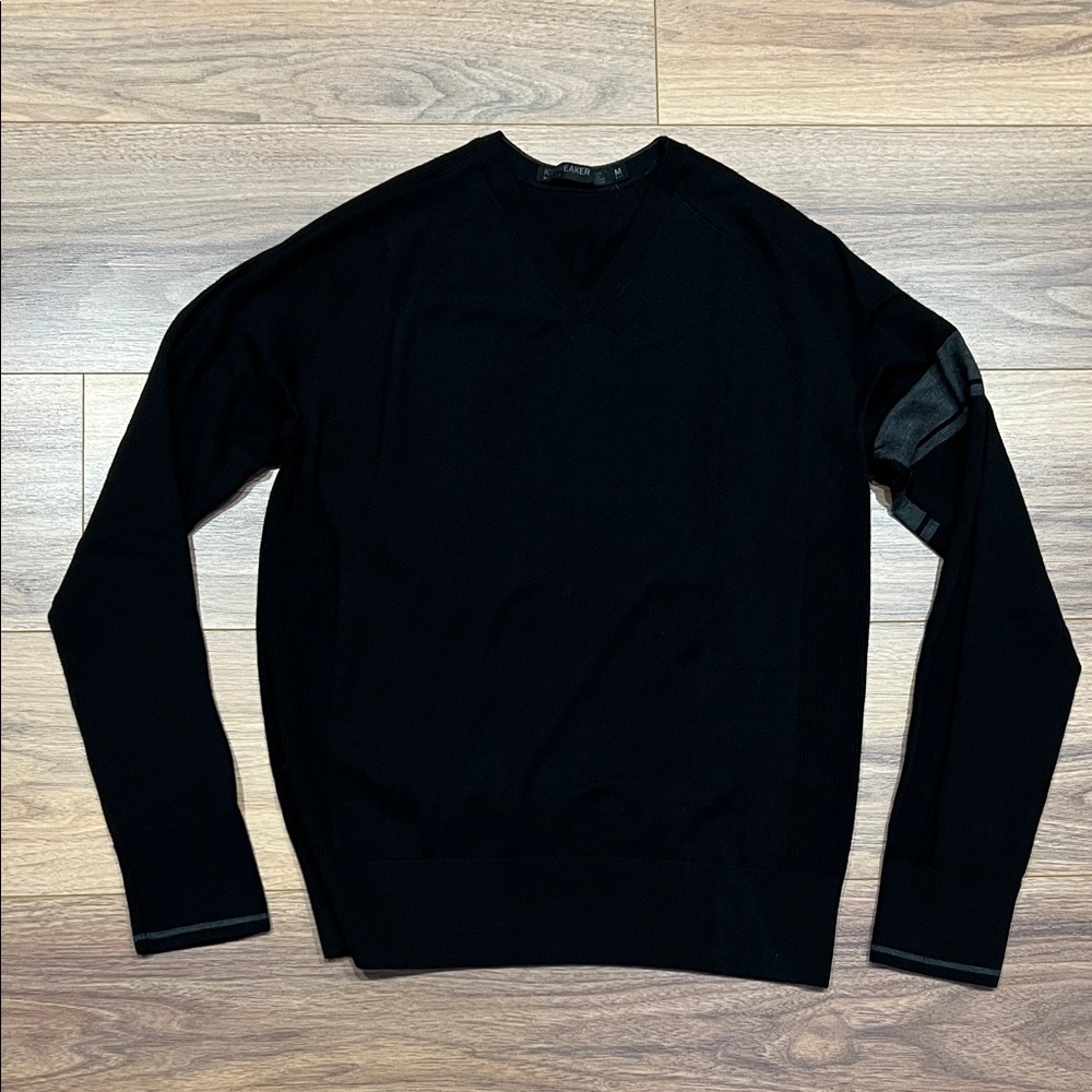 Icebreaker Merino Wool V Neck Sweater in Black/Gray Size Medium